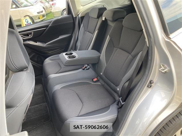 Subaru FORESTER 2018-10 7218785-14