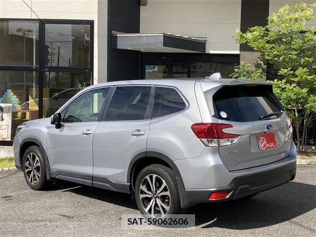 Subaru FORESTER 2018-10 7218785-3