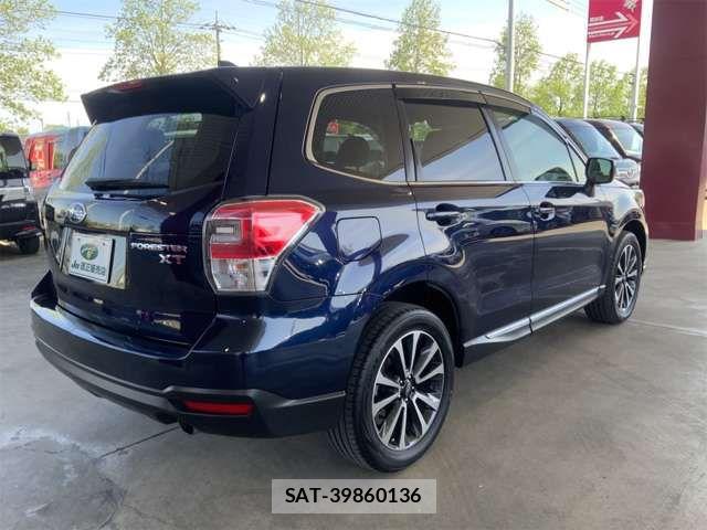 Subaru FORESTER 2015-12 7218756-11