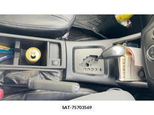Subaru FORESTER 2012-04 7218725-16