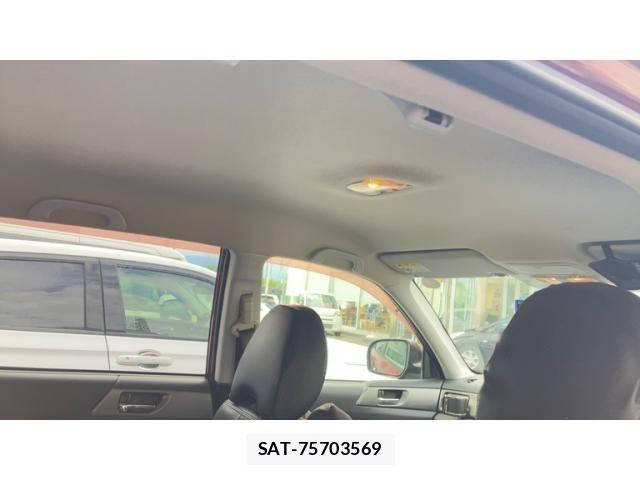 Subaru FORESTER 2012-04 7218725-27