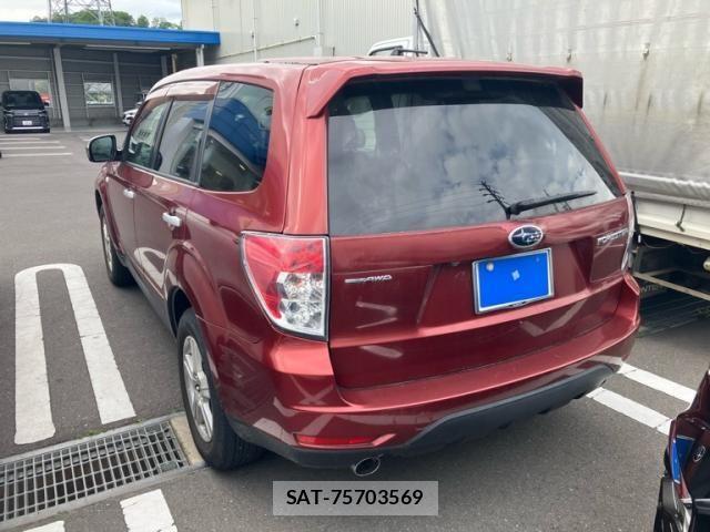 Subaru FORESTER 2012-04 7218725-5