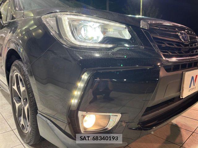 Subaru FORESTER 2017-04 7218779-12