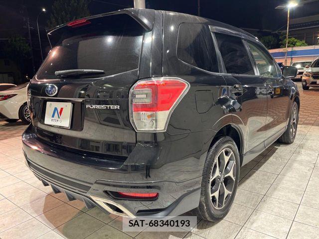 Subaru FORESTER 2017-04 7218779-16