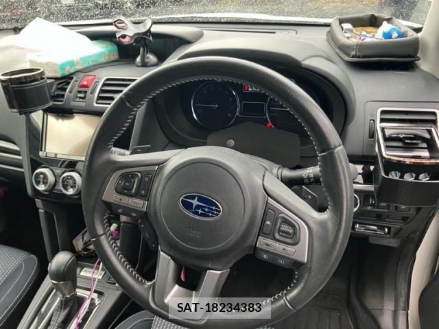 Subaru FORESTER 2015-12 7218755-9