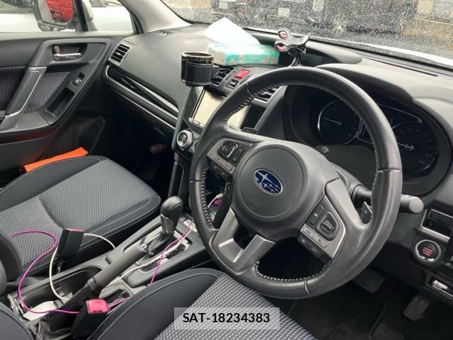 Subaru FORESTER 2015-12 7218755-8
