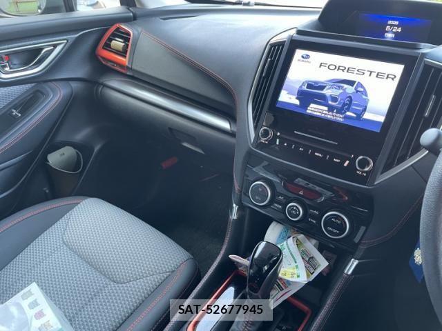 Subaru FORESTER 2018-08 7218787-19