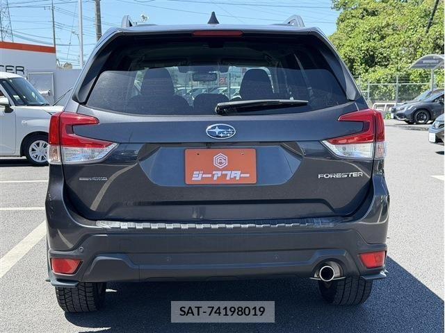 Subaru FORESTER 2018-07 7218786-9
