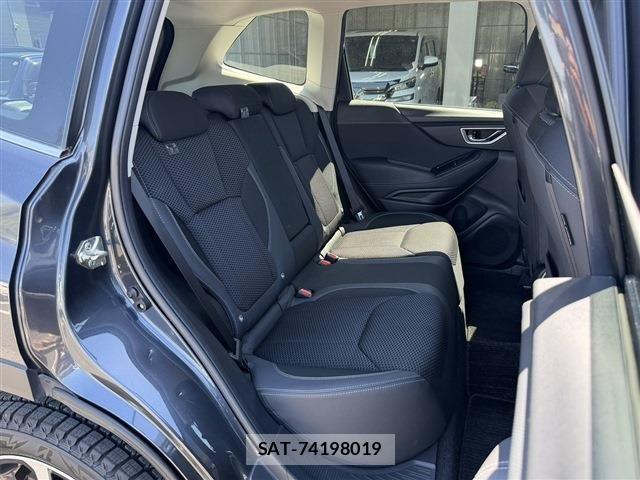 Subaru FORESTER 2018-07 7218786-15