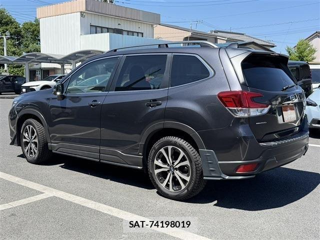 Subaru FORESTER 2018-07 7218786-21