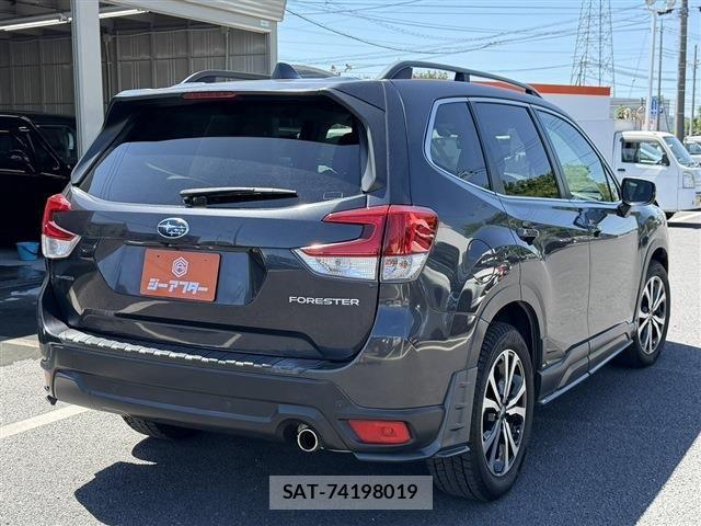 Subaru FORESTER 2018-07 7218786-22