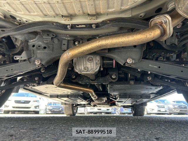 Subaru FORESTER 2019-05 7218793-18
