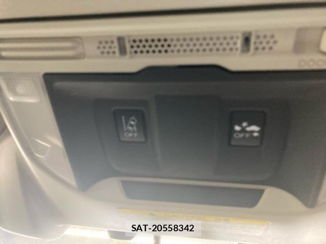 Subaru FORESTER 2019-09 7250844-18