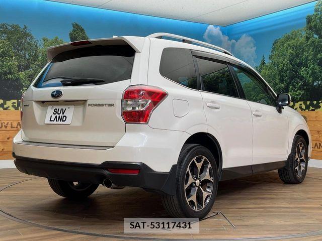 Subaru FORESTER 2015-03 7250855-16