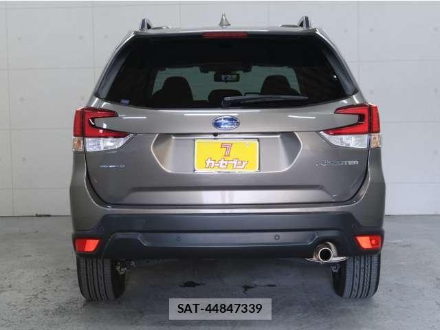 Subaru FORESTER 2018-08 7250845-12