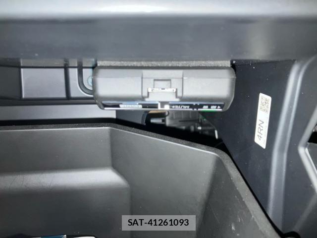 Subaru FORESTER 2018-01 7250858-11