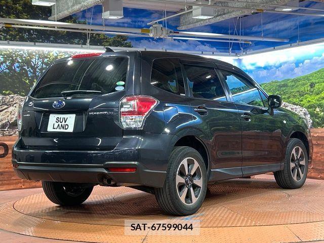 Subaru FORESTER 2017-10 7250853-16