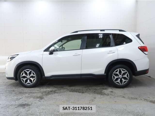 Subaru FORESTER 2018-08 7250843-12
