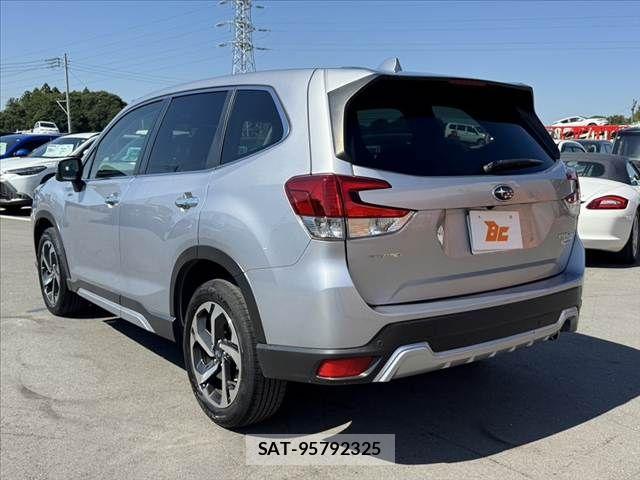 Subaru FORESTER 2022-11 7250824-12