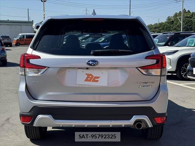 Subaru FORESTER 2022-11 7250824-13