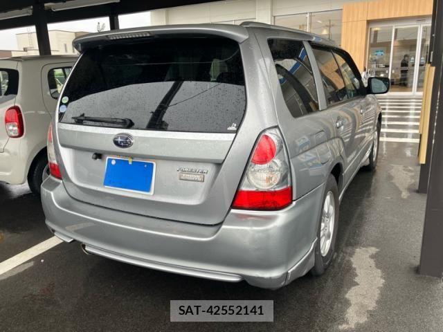 Subaru FORESTER 2007-09 7250860-9