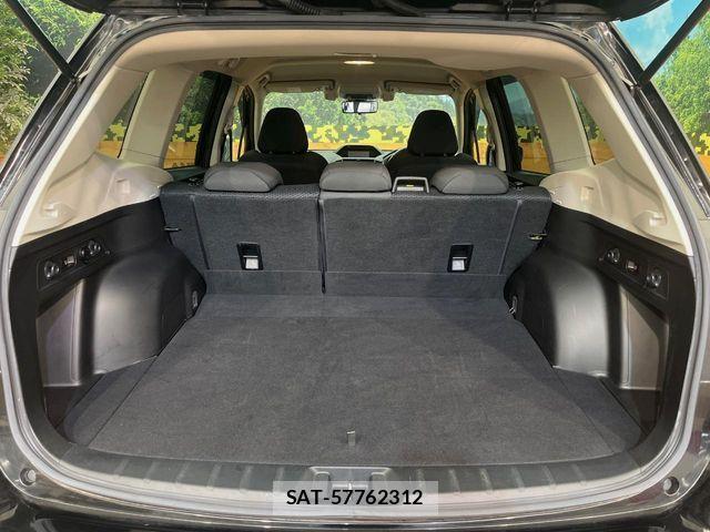 Subaru FORESTER 2019-05 7250838-11
