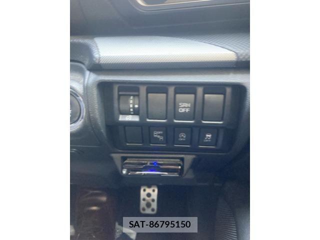 Subaru FORESTER 2019-03 7271911-18