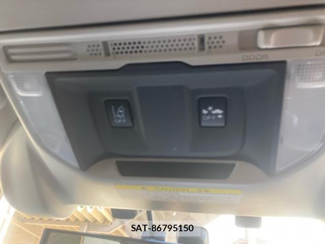 Subaru FORESTER 2019-03 7271911-19