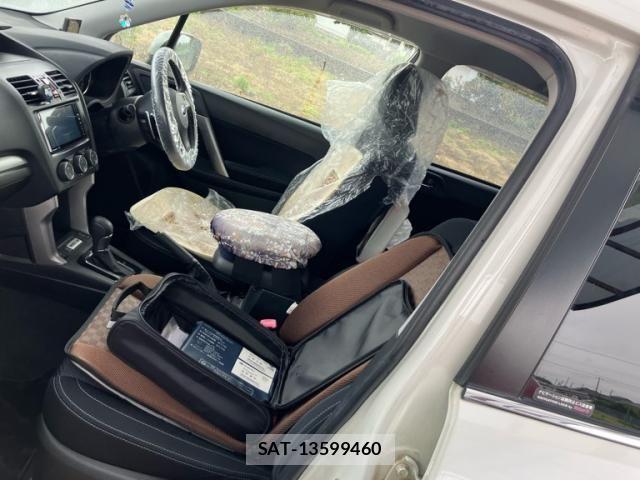 Subaru FORESTER 2013-10 7271915-9