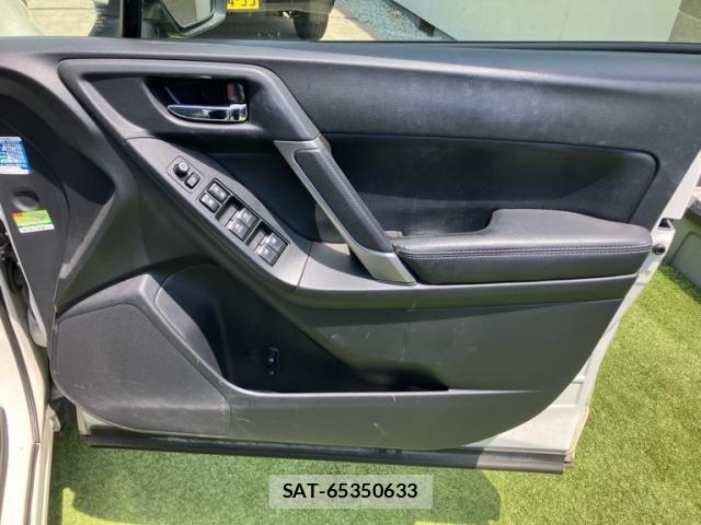 Subaru FORESTER 2017-01 7271914-13