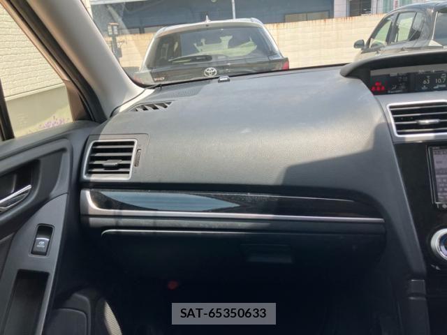 Subaru FORESTER 2017-01 7271914-23