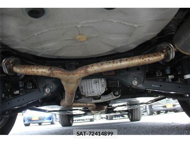 Subaru FORESTER 2023-01 7327130-17