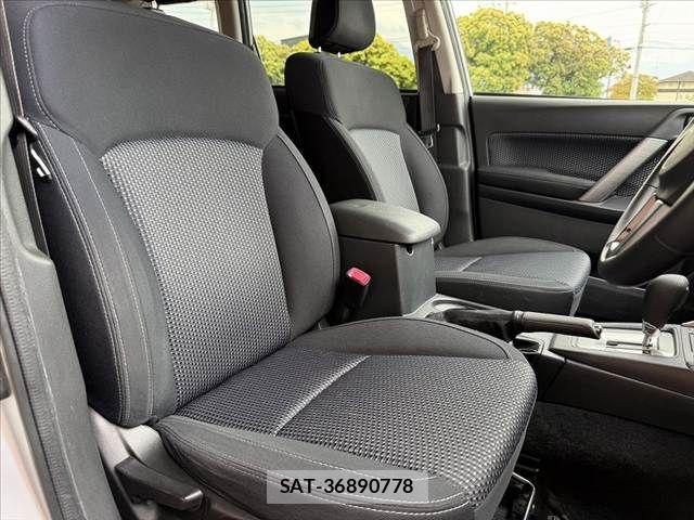 Subaru FORESTER 2017-08 7327145-15