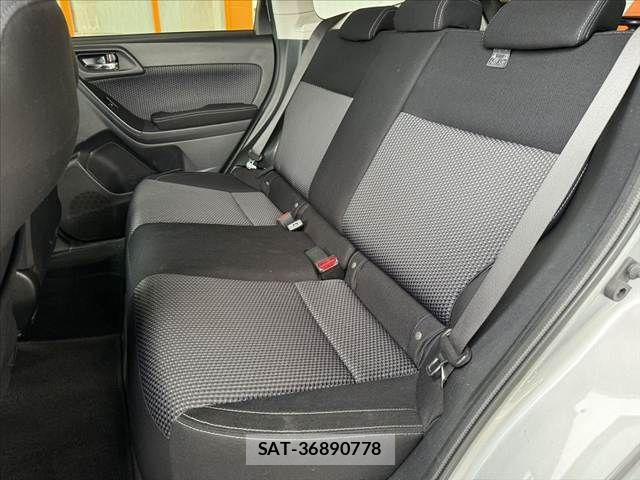 Subaru FORESTER 2017-08 7327145-18
