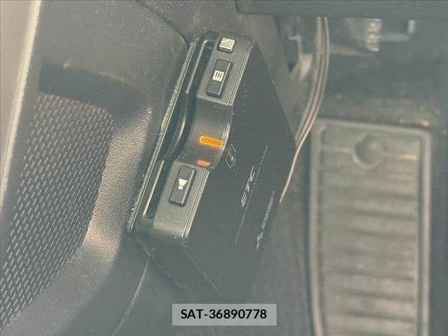 Subaru FORESTER 2017-08 7327145-27