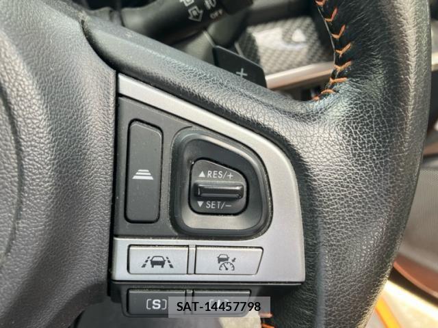 Subaru FORESTER 2015-11 7327155-19