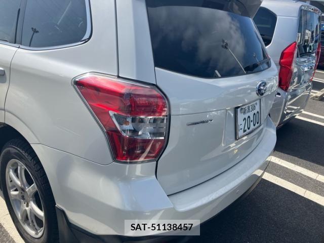 Subaru FORESTER 2013-06 7327160-3