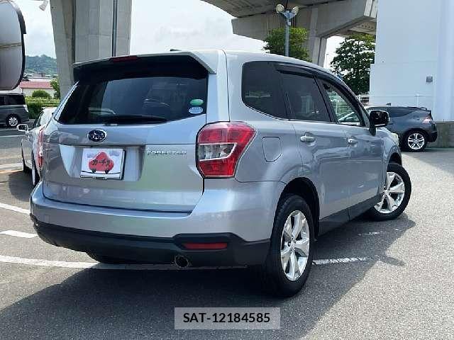 Subaru FORESTER 2014-10 7327143-2
