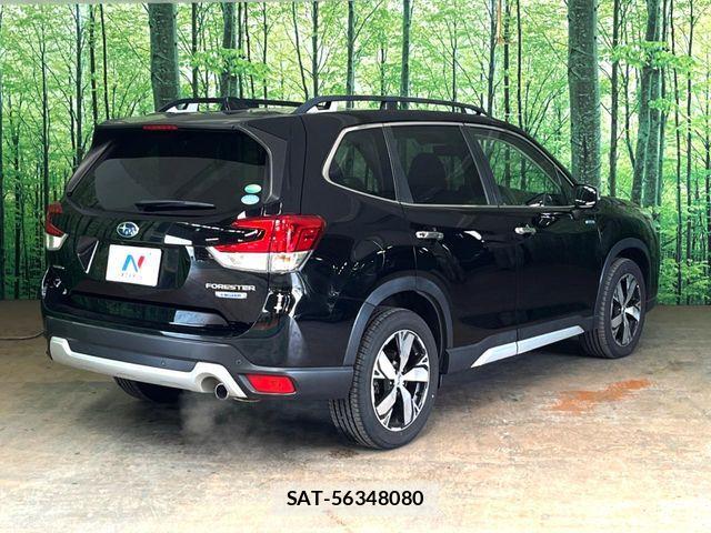 Subaru FORESTER 2019-07 7327136-16