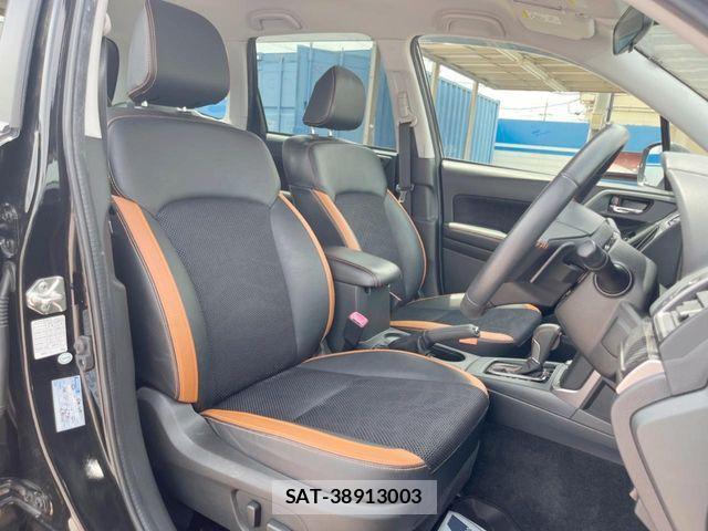 Subaru FORESTER 2017-10 7327135-8