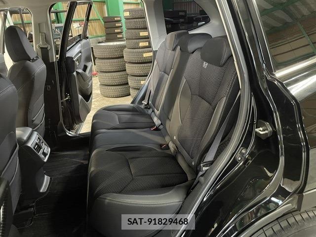 Subaru FORESTER 2019-05 7357825-12