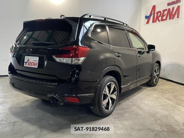Subaru FORESTER 2019-05 7357825-7
