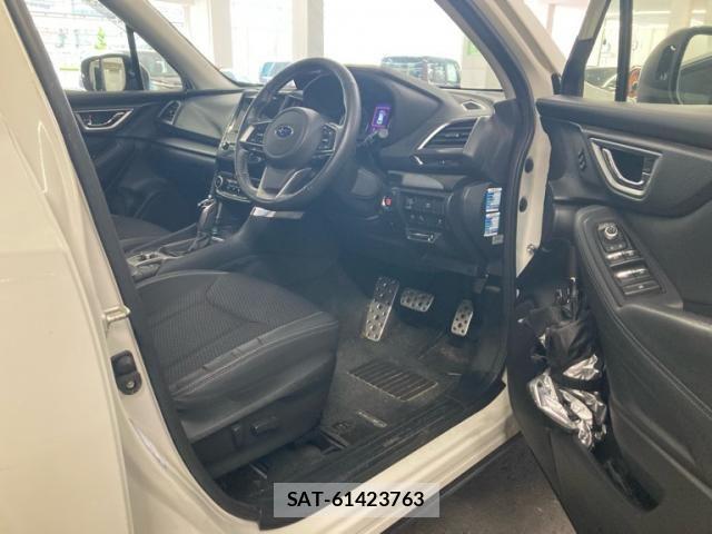 Subaru FORESTER 2018-09 7357827-11