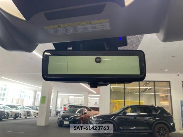 Subaru FORESTER 2018-09 7357827-25