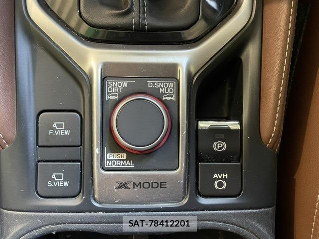 Subaru FORESTER 2019-03 7357824-28