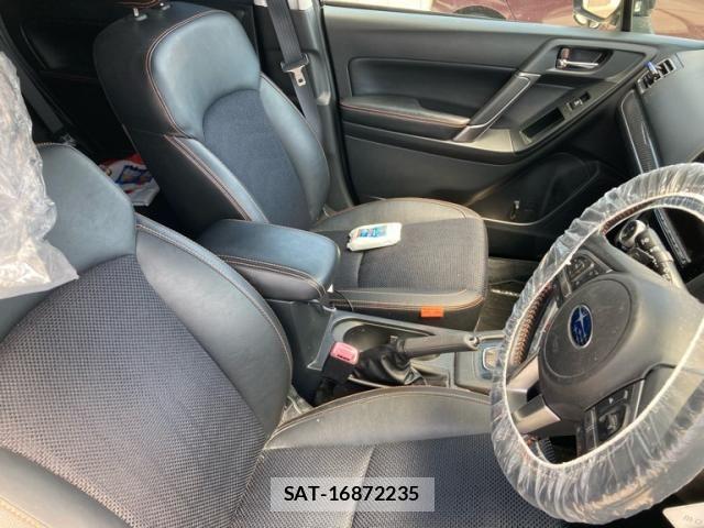 Subaru FORESTER 2016-02 7357829-11