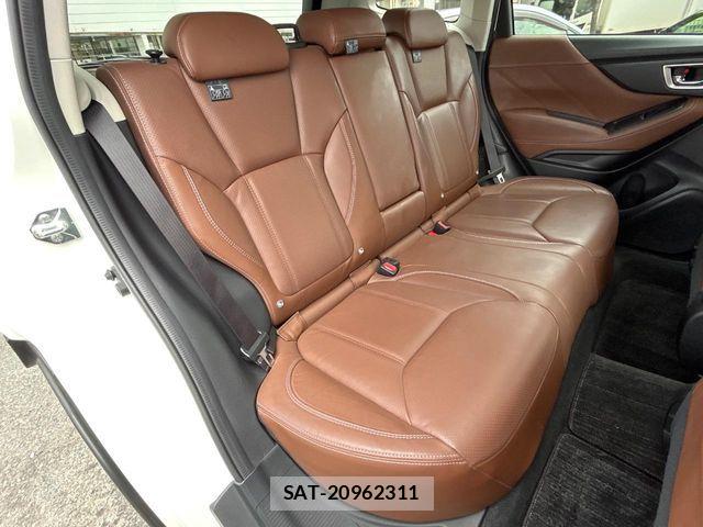Subaru FORESTER 2019-09 7357819-10