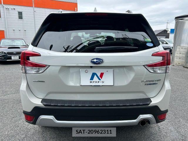 Subaru FORESTER 2019-09 7357819-15