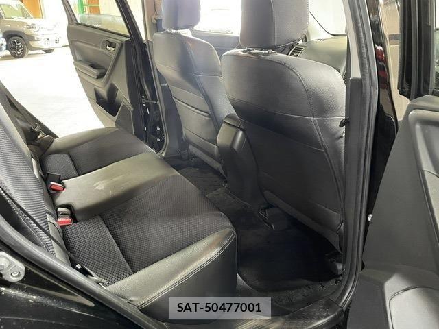 Subaru FORESTER 2015-04 7357831-11