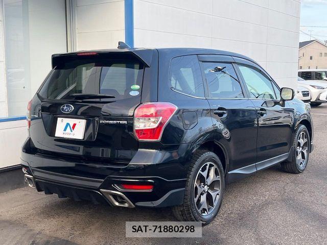 Subaru FORESTER 2015-06 7392218-16